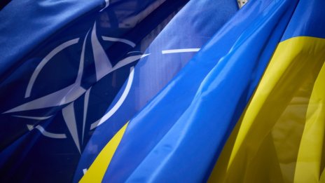 Планът на Столтенберг за украински фонд за 100 млрд. долара върви към провал