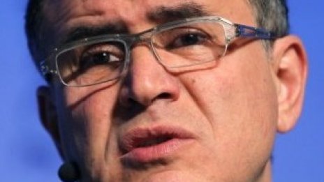 Рубини към България: Изтеглете държавен дълг, за да стимулирате растежа