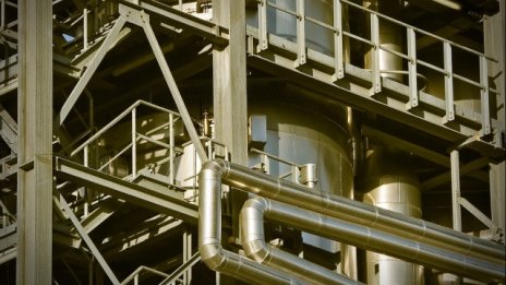 Индустриалното производство в ЕС се насочва към възстановяване през август