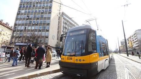 Обновяват столичния автопарк със 120 автобуса и 63 нови трамвая