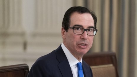 Европа засега не трябва да отвръща на американската дигитална провокация