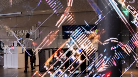 Пазарната несигурност оцвети в червено европейските борси