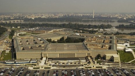 Началникът на кабинета в Пентагона се оттегли от поста си