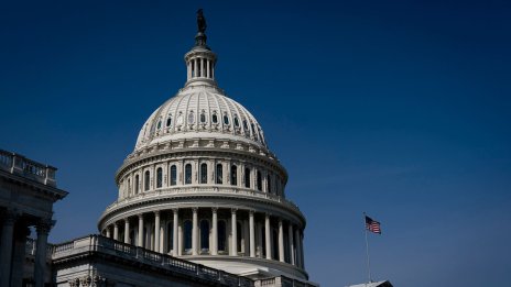 Краят на кризата с федералното финансиране в САЩ още не се вижда