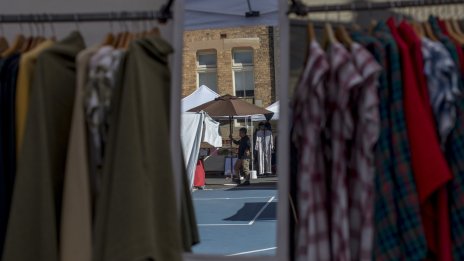 Продажбите на дребно в Австралия през декември са най-слабите от година насам