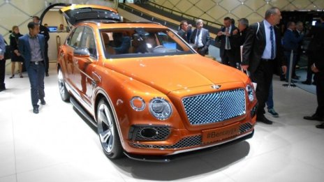 Първото Bentley Bentayga е за Елизабет II