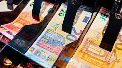 Двойното обращение на левове и евро приключва на 31 януари и няма да бъде удължено