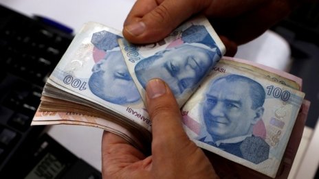 Кофас: Свиването на доларизацията в Турция може да засегне и български фирми