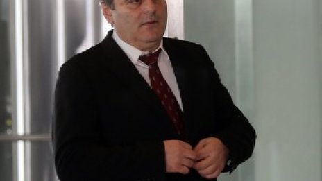 Папазов предлага частично поскъпване на билетите за влак