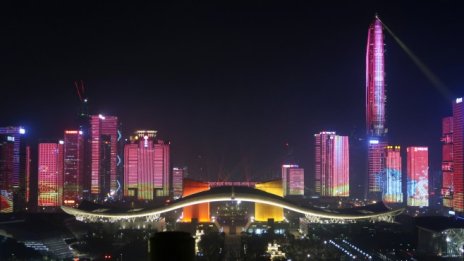 Китайският град Шънджън премина изцяло на електрически таксита