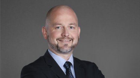 Водещият експерт по финансово регулиране проф. д-р Армин Камел става преподавател във ВУЗФ