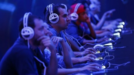 Геймърите не играят една трета от игрите, които купуват