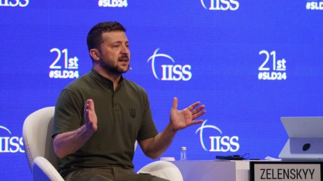 Зеленски: Русия се подиграва на усилията за мир