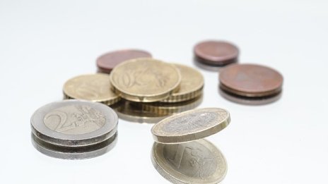 Средният осигурителен доход се увеличи до 888 лв. през декември 2017 г.