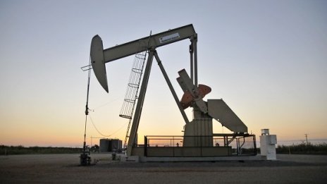 Иранското "черно злато" срина близкоизточните пазари