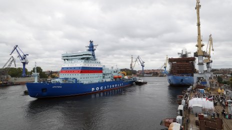 Ръководител на руска корабостроителница почина внезапно