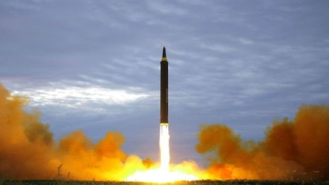 Северна Корея е изстреляла балистични ракети с малък обсег в Японско море