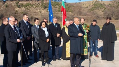 37 млн. лв. са инвестирани в ремонта на 110 км  второкласни пътища