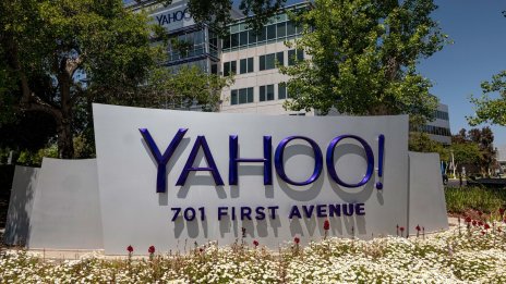 Yahoo ще съкрати над 20% от работната си сила 