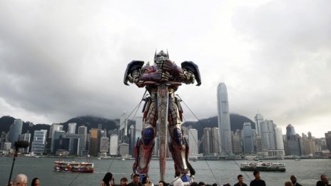 "Трансформърс" е на крачка от рекордни резултати в Китай