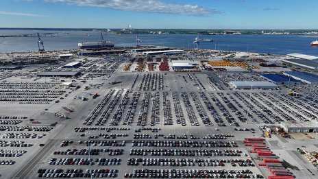 Китайските автомобили поемат по пряк път към европейските пазари