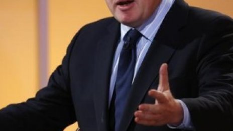 Кметът на Лондон: Изберете ни пред пицариите на Силициевата долина