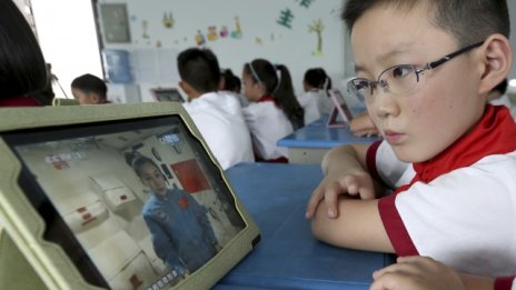 Apple продължава да губи пазарен дял в Китай