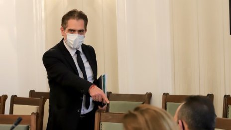 Държавата се активизира да следи дали се спазват мерките в магазините*