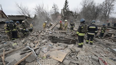 Русия обстрелва с дронове Киев и южни украински области