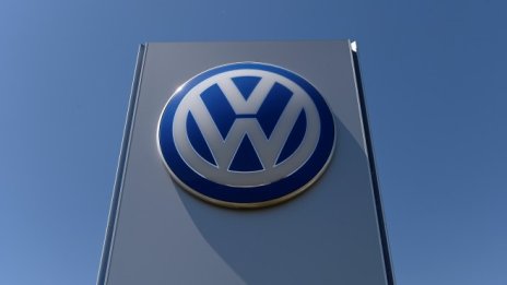 Volkswagen ще инвестира 50 млрд. евро в производството на батерии