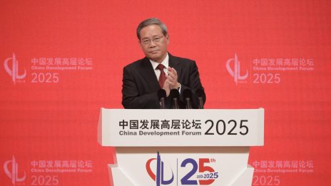 Китай: Страните трябва да отворят пазарите си в условията на нарастваща несигурност