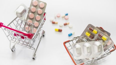 Предлагат да се криминализира онлайн продажбата на лекарства с рецепта