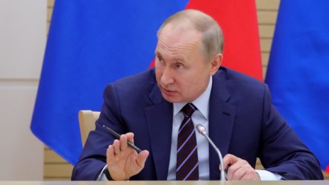 Путин замисля да остане кукловод в сянка