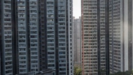 Обещанието на новия хонконгски лидер да разреши жилищния проблем буди скептицизъм