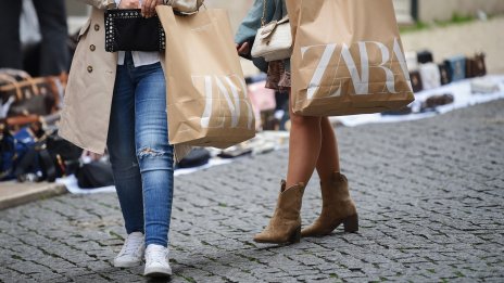 Печалбата на Inditex скочи с близо една четвърт след увеличаване на цените
