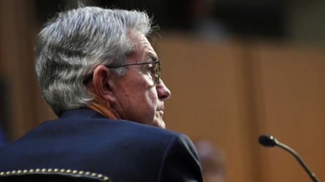 Пауъл: Фед преглежда сделките, извършени от щатските звена на регулатора