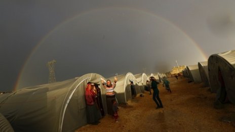 ЕК: Нужни са още усилия и неотложни мерки по миграционната криза