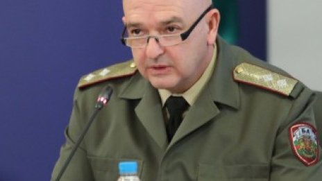 Ген. Мутафчийски ще предложи по-строги мерки преди празниците