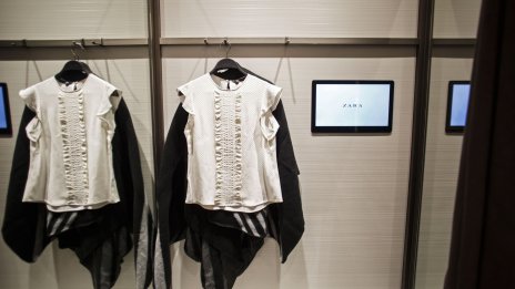 Inditex продаде бизнеса си в Русия на компания от ОАЕ