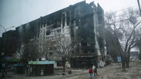 Украинските сили в Мариупол отхвърлиха руския ултиматум да се предадат