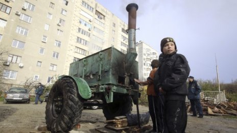 Сблъсъците в Източна Украйна заплашват договорката за мир