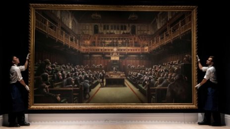Картината на Бански “Devolved Parliament” беше продадена за 12,2 млн. долара