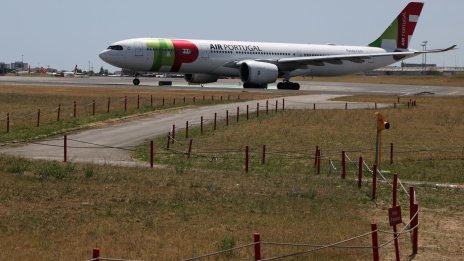 Air France-KLM и Lufthansa са подали обвързващи оферти за 44,5% дял от португалската TAP