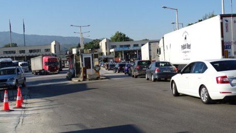 Гърция удължава до 8 ноември ограниченията при влизане в страната 