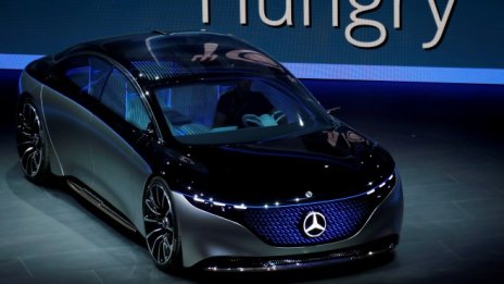 Автомобилните концерни се преориентират към електрически SUV модели