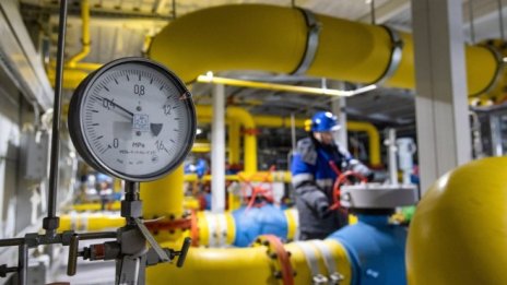 Какво следва от искането руският газ да бъде плащан само с рубли?