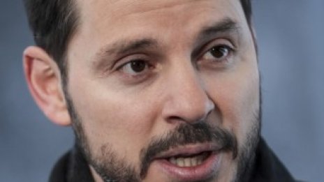 Турският финансов министър Берат Албайрак подаде оставка