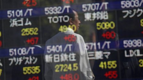 Азиатските борси останаха спокойни, но без единна посока след атаките над Сирия