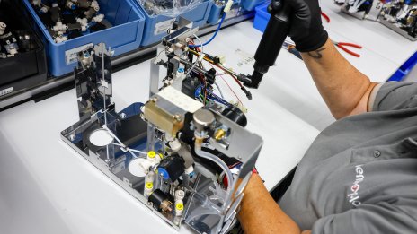 Фабричната активност в САЩ се свива за девети пореден месец през ноември