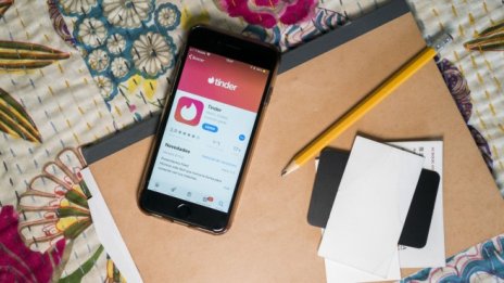 Tinder очаква "Лято на любовта"